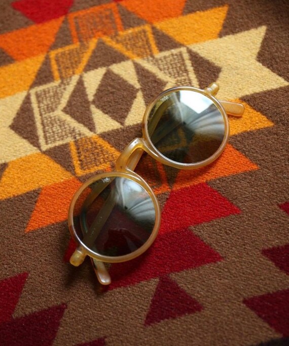 1930’s vintage willson sunglasses with case