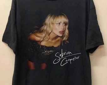 Carpenter 90s Graphic sabrina Rock Music Tour 2024 T-Shirt Gift Fan, Sabrina graphic 2024, Carpenter 90s shirt, The eras tour 2024 T-shirt