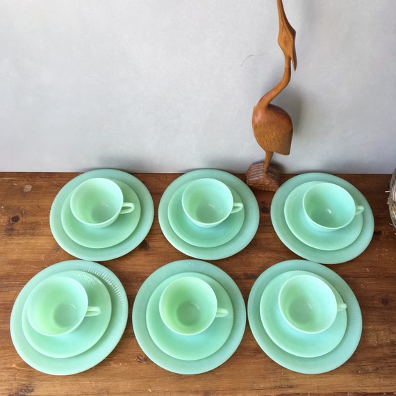 Fire King Jadeite Dinnerware Set of 23 Pieces Jane Ray Green Dishes Made in  the USA 4 Table Place Setting -  Norway