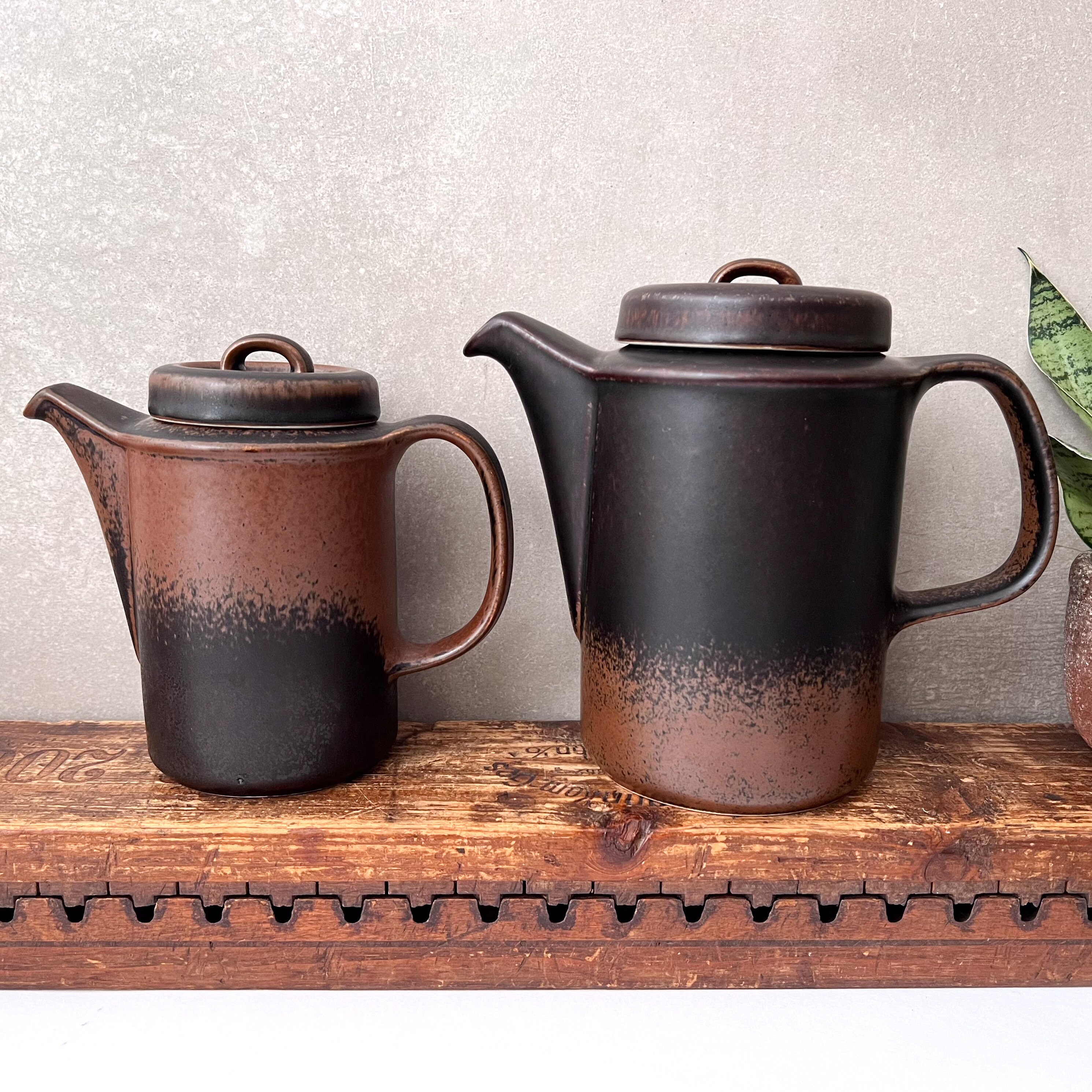 Arabia Ruska Coffee Set, Mid-century Scandinavian Tableware Arabia Ruska Coffee Set, Mid-century Scandinavian Tableware