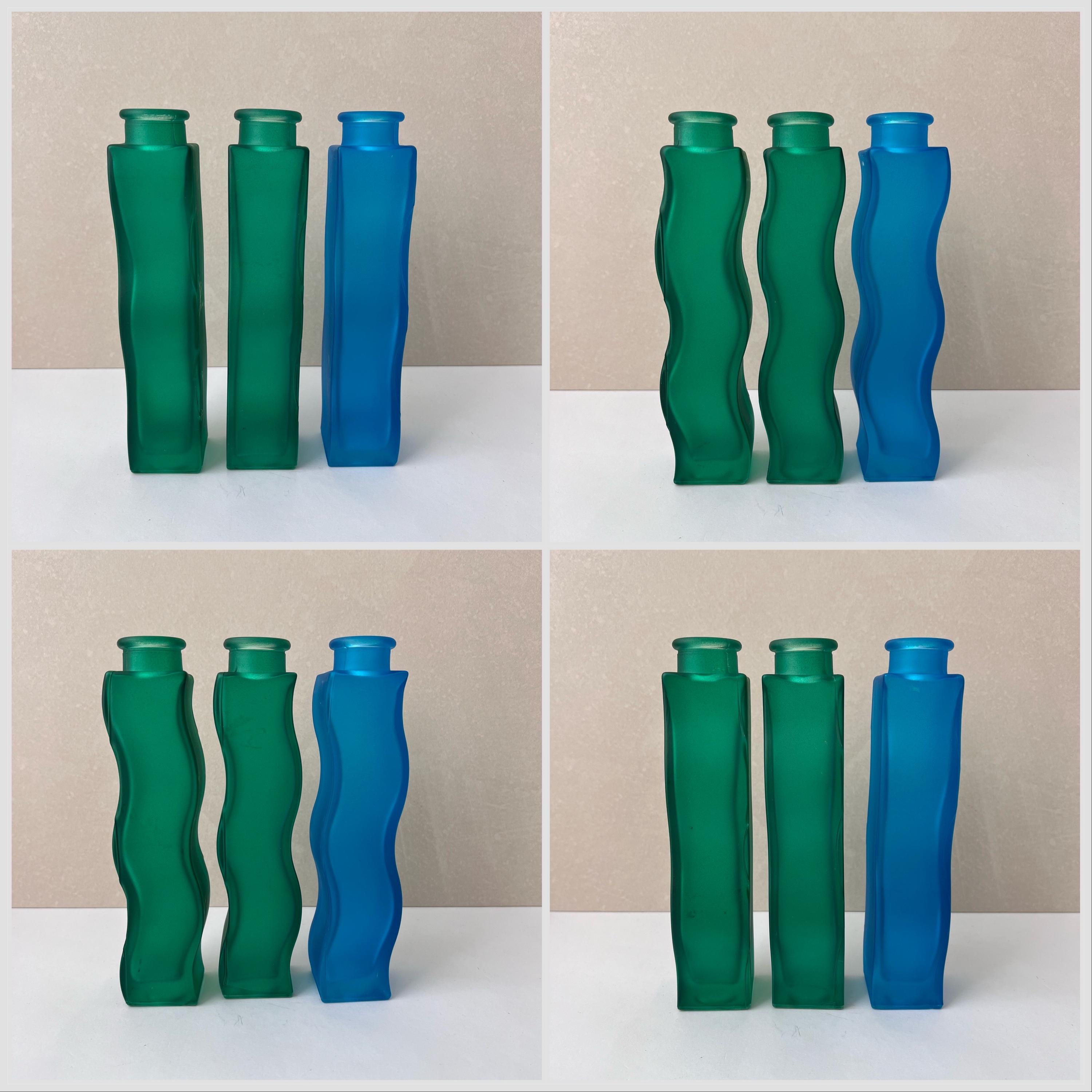Vintage Ikea Skämt Vase, Wavy Vase, 90's Design, Single