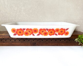 Vintage Arcopal Lotus Oblong Casserole Dish, Retro White Orange Flowers Oven Dish , 70's French Pyrex