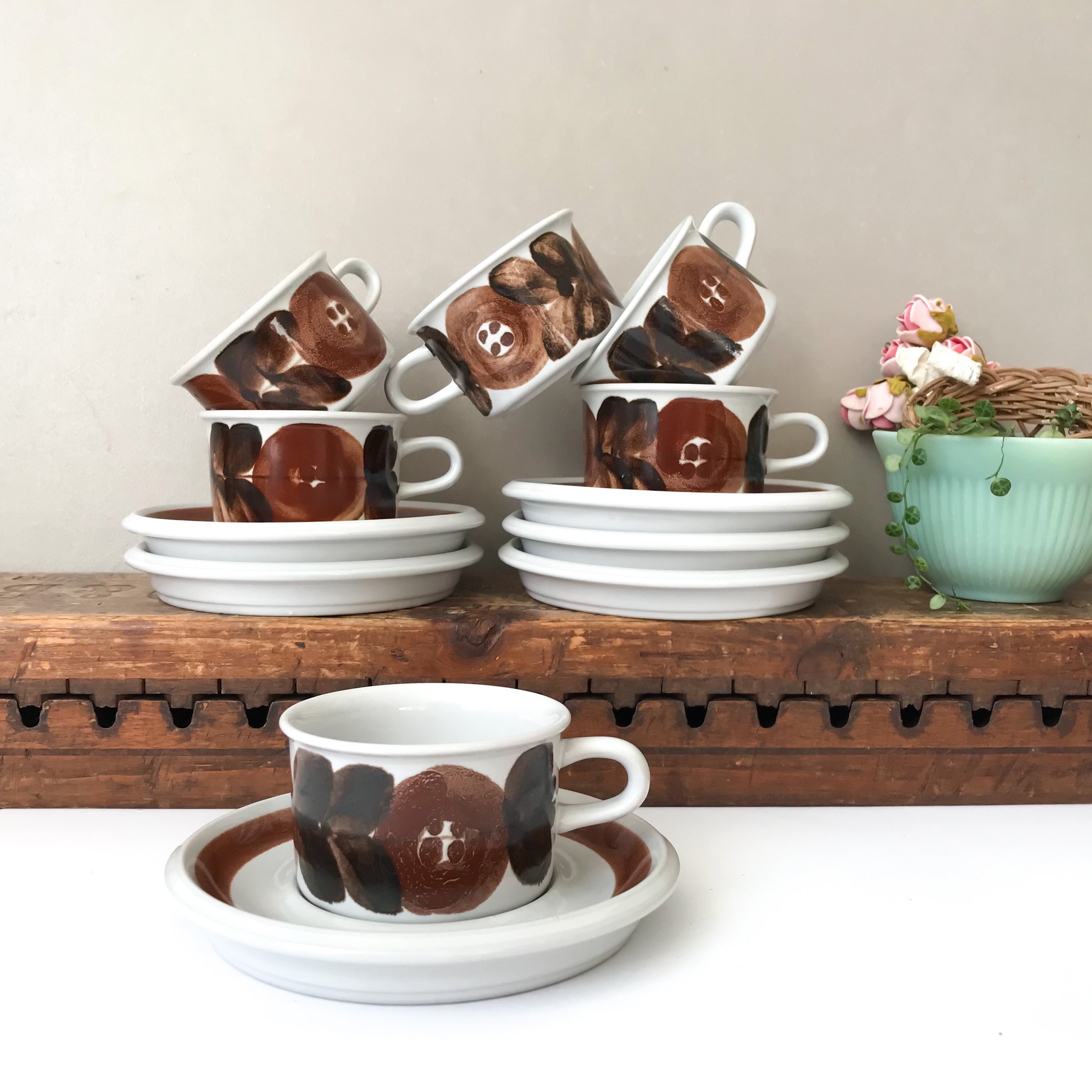Arabia anemone brown - Etsy 日本