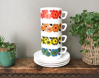 Arcopal Lotus Large Cups & Saucers,  Retro Floral Pattern Soup Cups , Coffee Cups 70's French Pyrex Kitchenware
