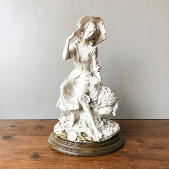 Vintage Giuseppe Armani Shepherdess, Sculpture Figurine, Woman