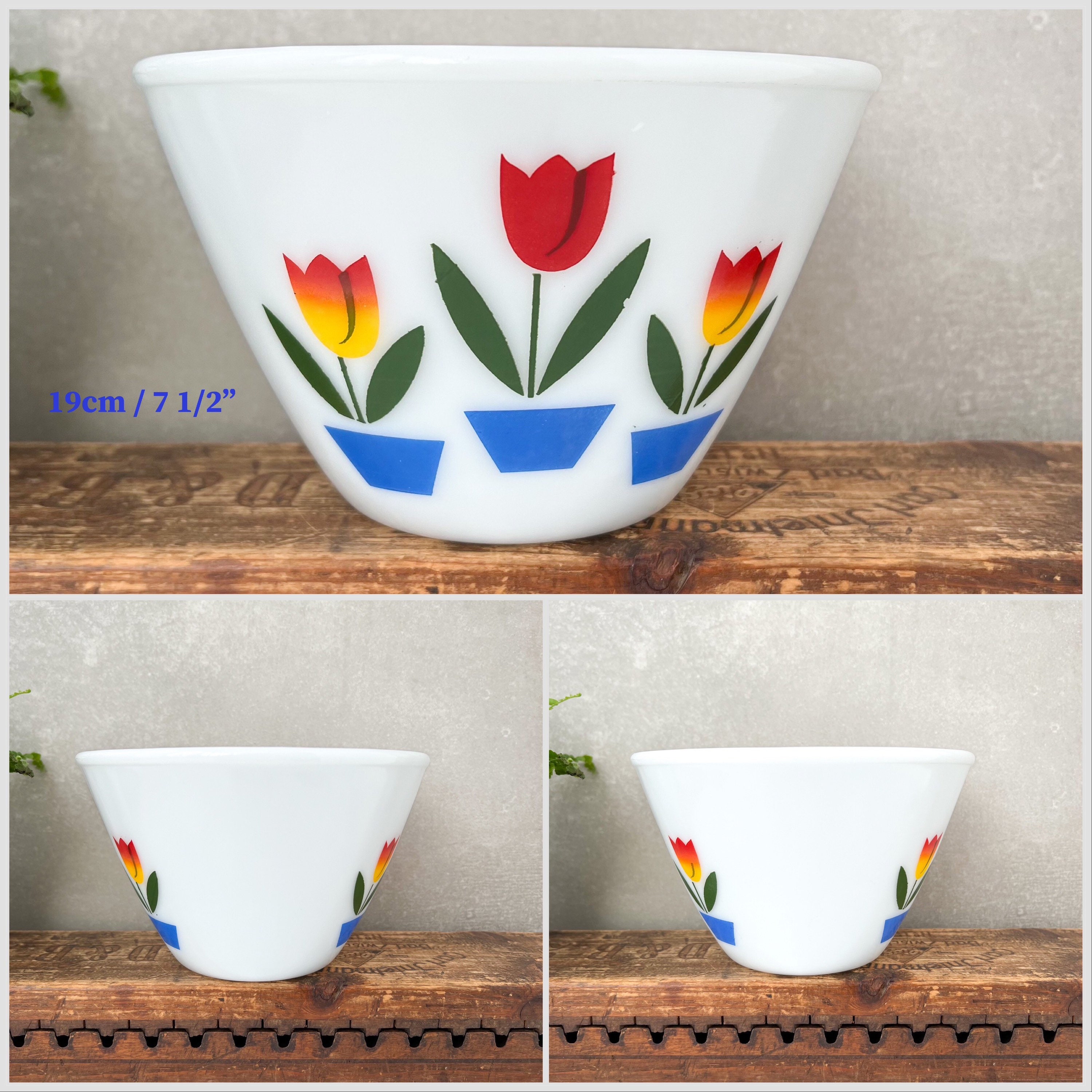 Vintage Fire King Tulip Mixing Bowls, Splash Proof Nesting Set. - Etsy
