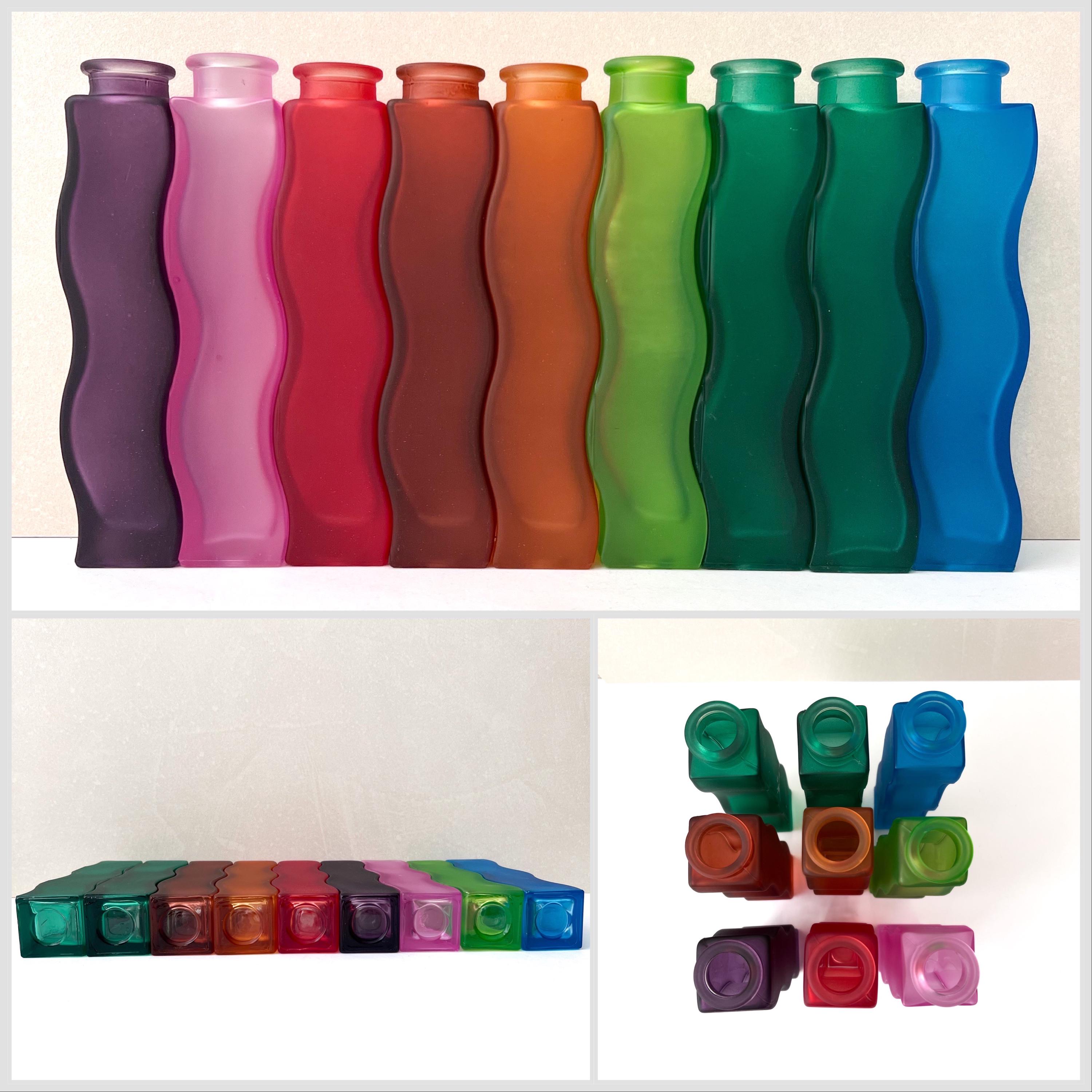 Vintage Ikea Skämt Vase, 90s Wavy Design, Single Flower Vase