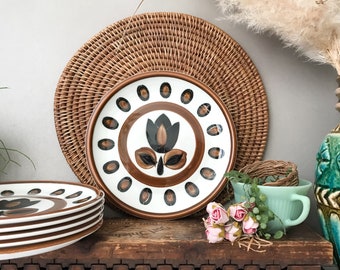 Vintage Boch Kimono Salad Plate, Hand-Painted Tulip, Belgium Farmhouse Decor