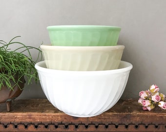 Vintage Fire King Swirl Bowls 7&quot; 8&quot; 9”, Mint Green, Fire King Jadeite Mixsing Bowls, 50&#39;s Oven Ware, Jadeite Anchor Hocking