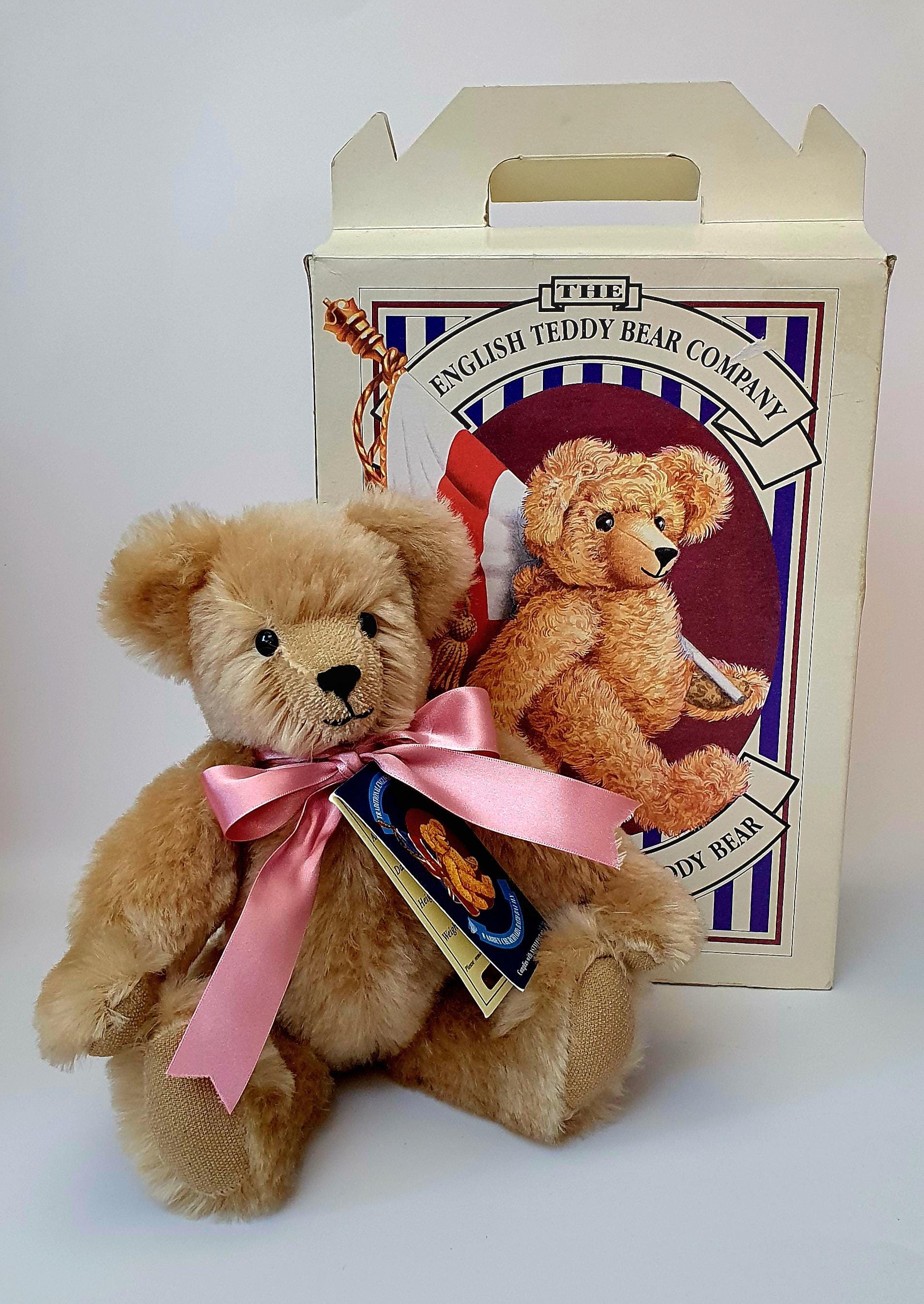 NEW! THE English Teddy Ber Company Classic Honey Bear Original Box