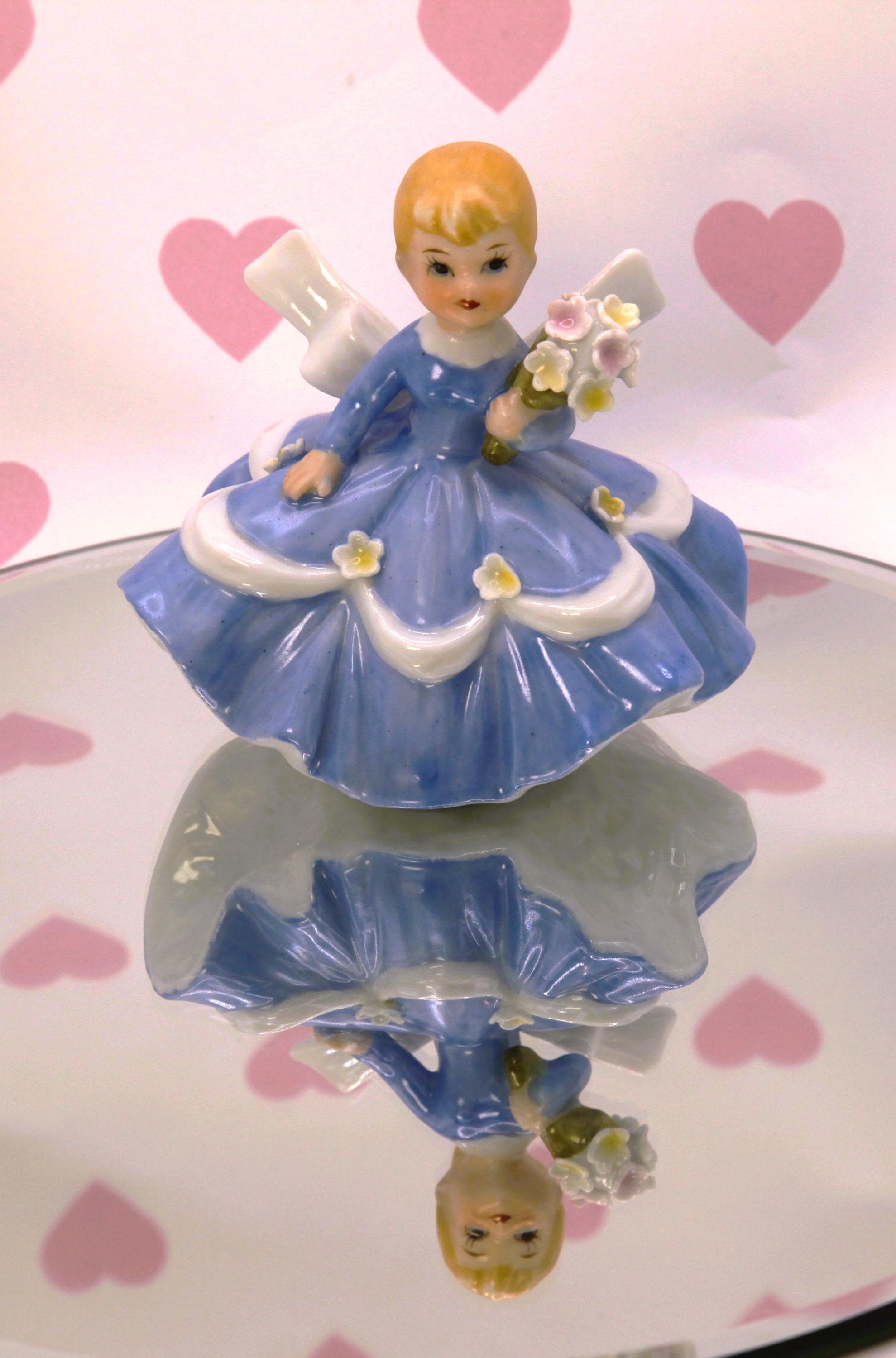 Porcelain girl figurine dress with flowers - Etsy 日本