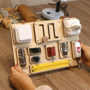 Personalized Dementia Busy Board: Sensory Activity for Alzheimer&#39;s