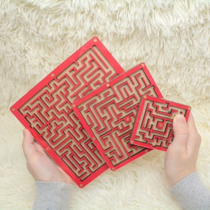 Learning plywood travel games for kids, Wooden labyrinths maze, Wood montessori game 3-6, Concentration kindergarten toy