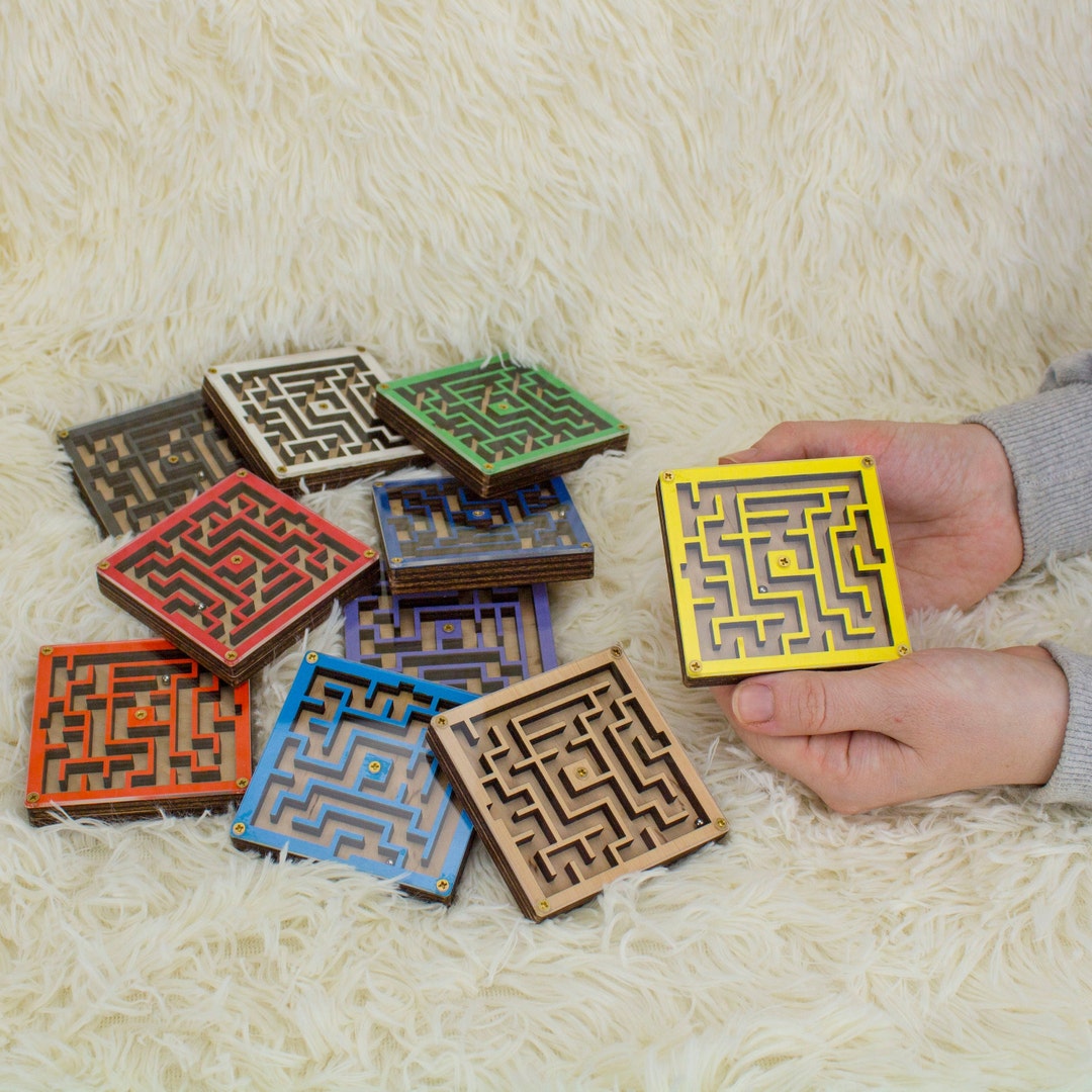 Wooden Labyrinth Puzzle: Stress Relief Game, ADHD Brain Teaser - Etsy