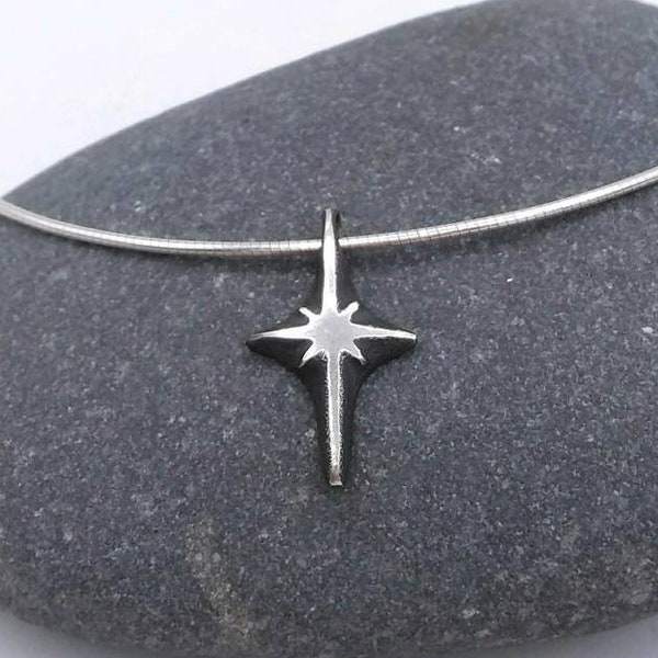 Little North Star Necklace in Sterling Silver / Choker necklace omega chain / Polaris Pendant / Guiding Star Symbol of Inspiration and Hope