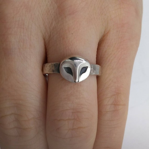 Anillo de buho significado sale