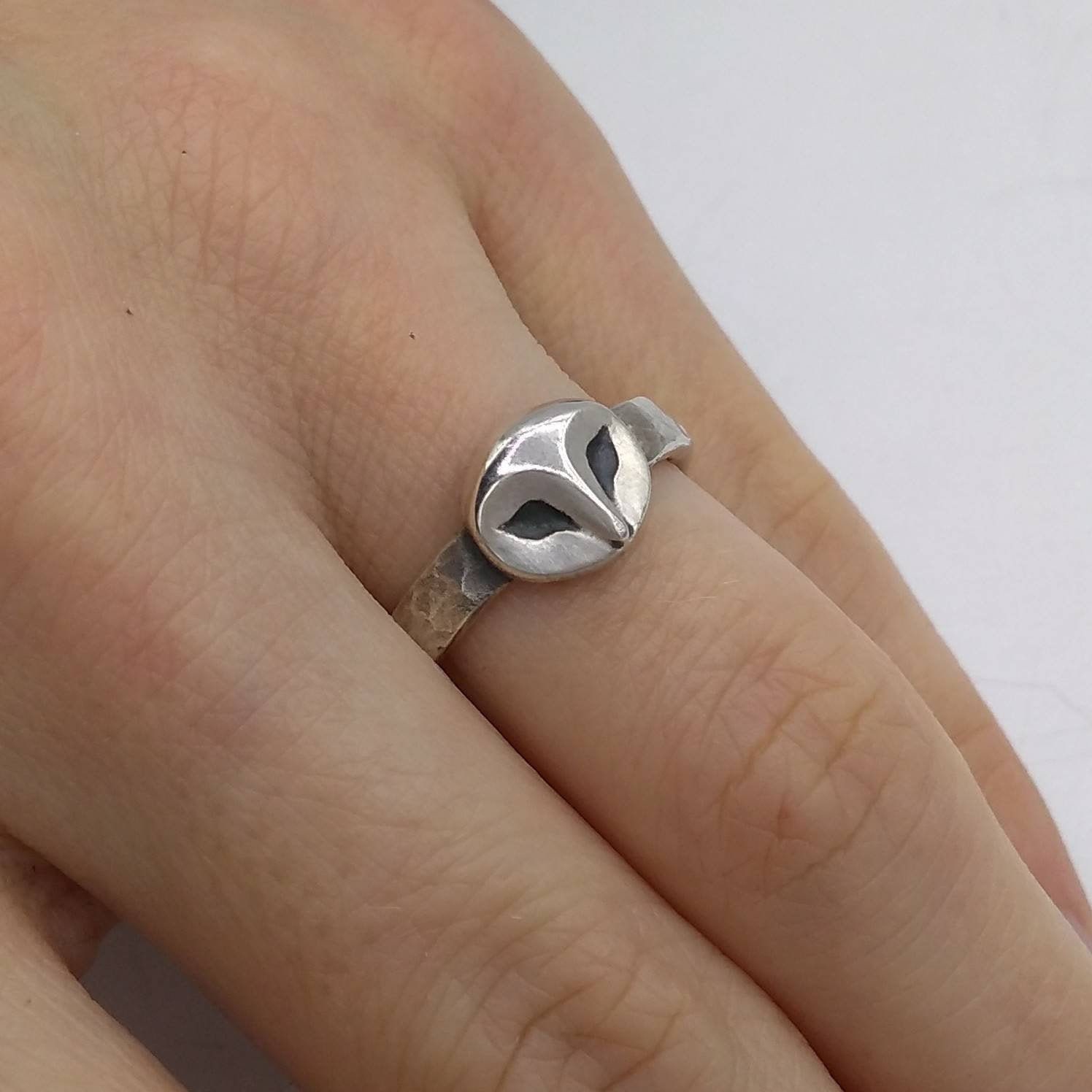 Owl Ring / Sterling Silver Owl Ring / Snowy Owl / Barn Owl / Gift for Night Owl / Hammered Ring / St