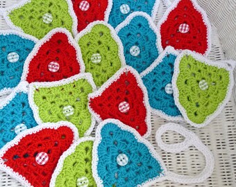 Crochet bunting, flags, wedding, garden, children, nursery, birthday, garland. Over 2.5m long. Baby gift.