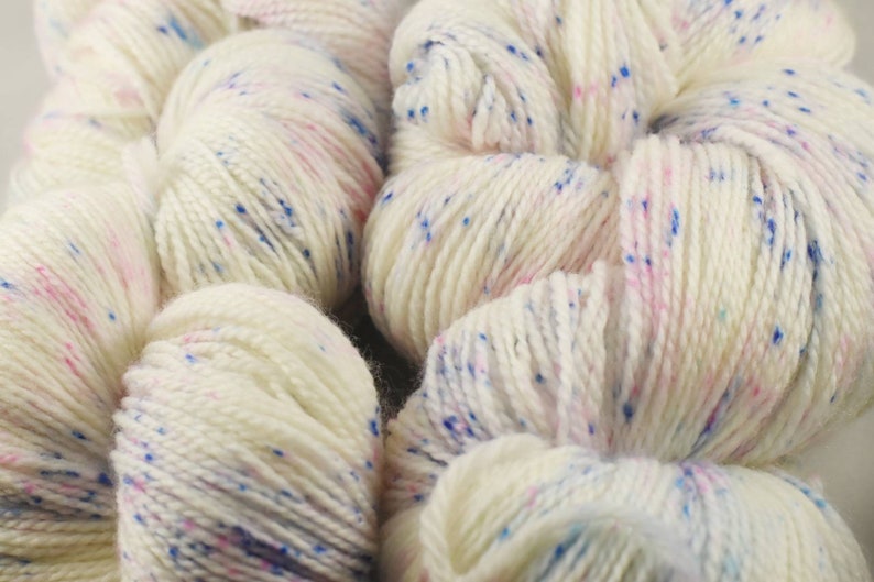 hand dyed yarn yarn speckled yarn,soft yarn, 3ply yarn funfetti yarn Confetti yarn,Baby yarn striped yarn Fingering weight yarn