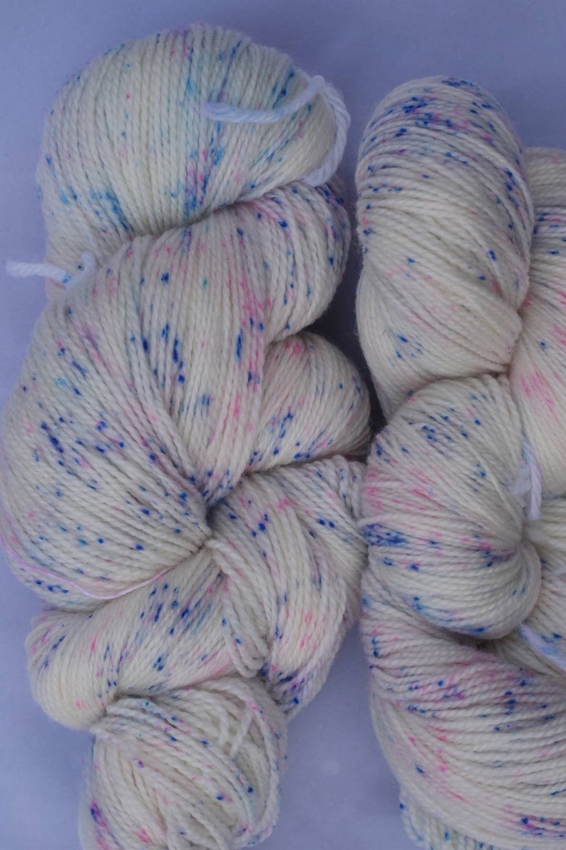 hand dyed yarn yarn speckled yarn,soft yarn, 3ply yarn funfetti yarn Confetti yarn,Baby yarn striped yarn Fingering weight yarn