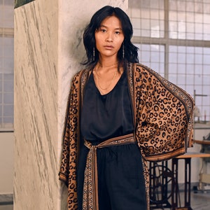 Kurakami Kimono Datura 100% Crepe Silk resort wear image 3