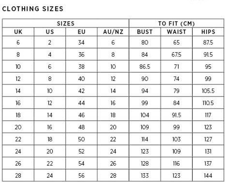 Pu&ograve; includere: Tabella delle taglie di abbigliamento che mostra le taglie UK, US, EU e AU/NZ con le misure corrispondenti di busto, vita e fianchi in centimetri.