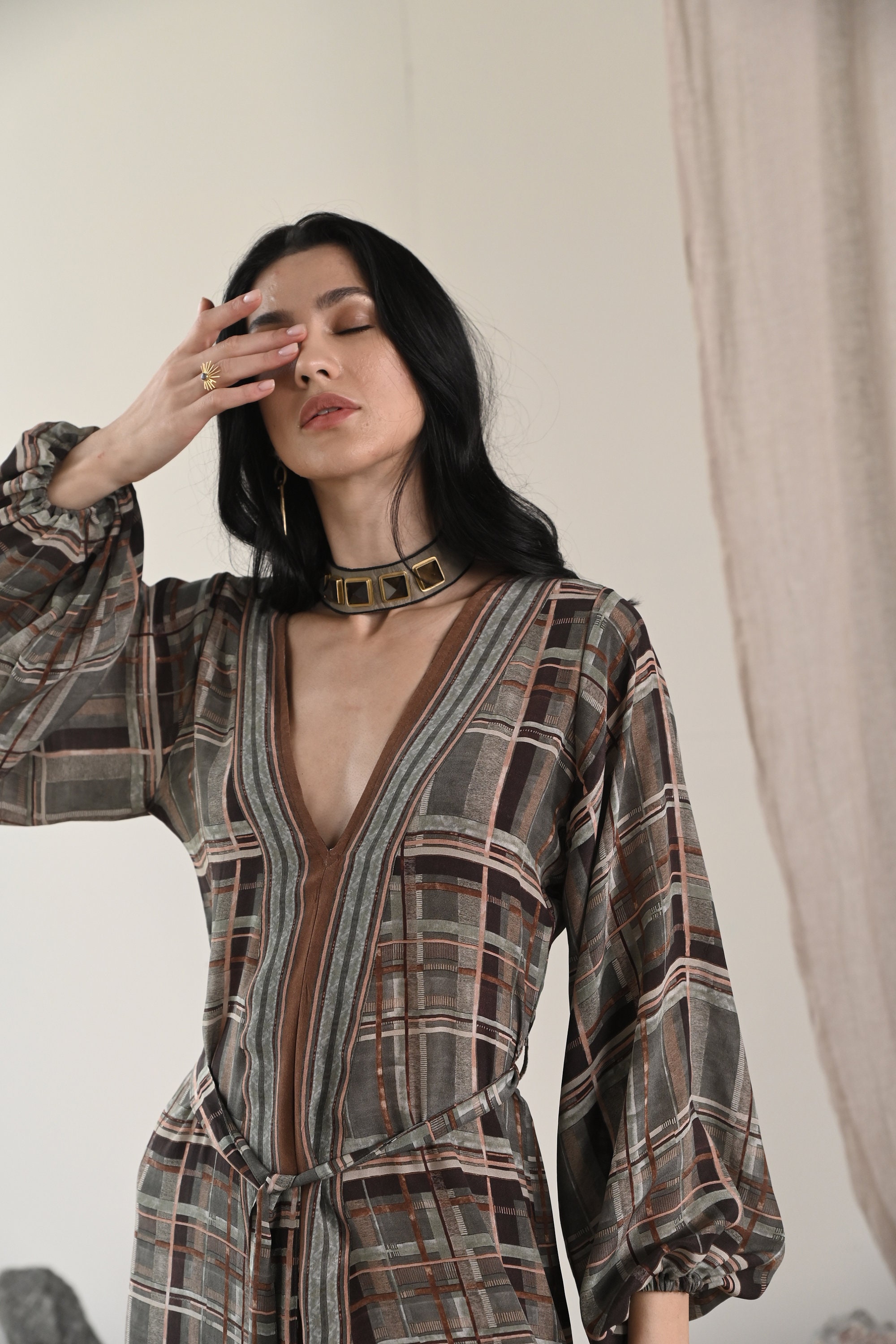 mini brown dress with sleeves Viola Brown Long Sleeve Mini Dress - US 10