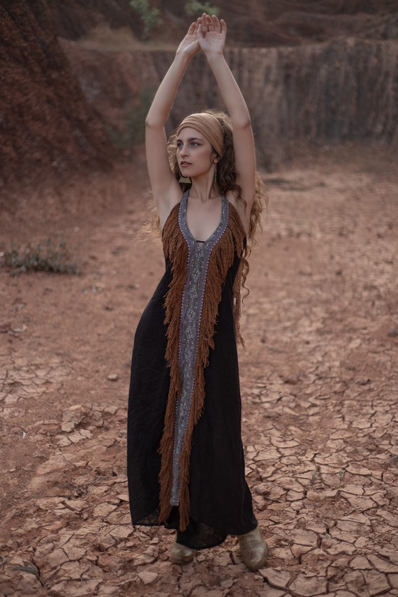 BEDOUIN DRESS Black W Saffron Fringe Open Back Dress Black Raw Silk  Handloom Dress v-neck Summer Tribal Dress Noir Chic Maxi Dress - Etsy Canada