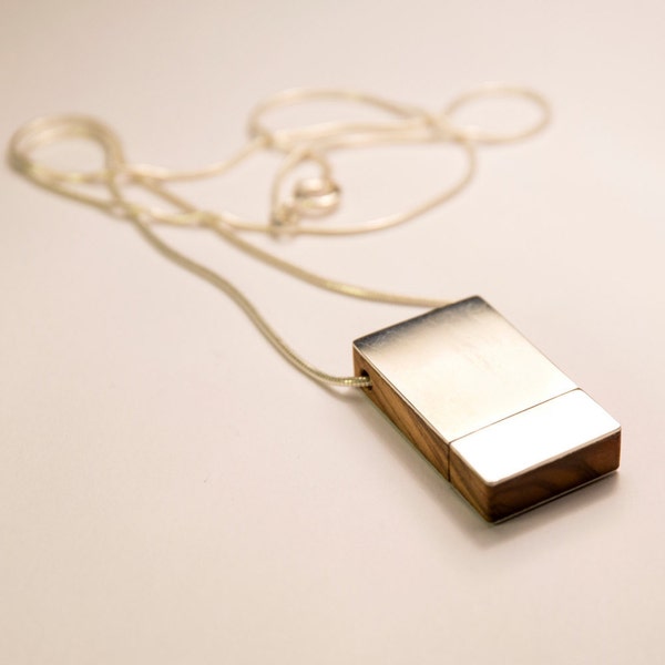 Pendentif USB en argent 925 et bois d'olivier