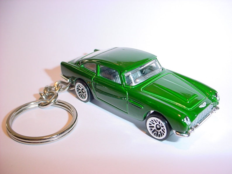 3D 1965 Aston Martin DB5 Custom Keychain by Brian Thornton Etsy
