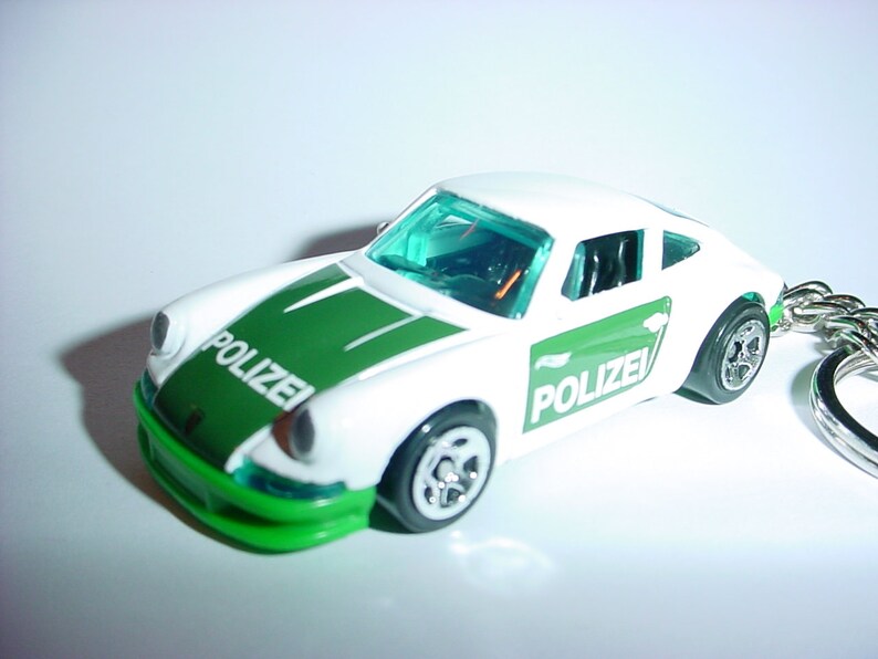 3D Porsche 911 Polizei custom keychain keyring key chain by Thornton Gifts finished in white green color trim 1971 alps cop