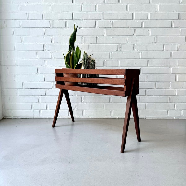 Mid Century Pflanzenständer, Dänisch Modern Blumenbank, Vintage Blumenständer Teak,