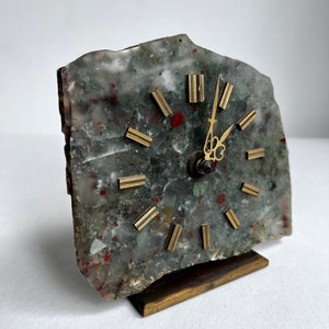 Vintage agate table clock, 70s brass table clock, stone mantel clock image 2