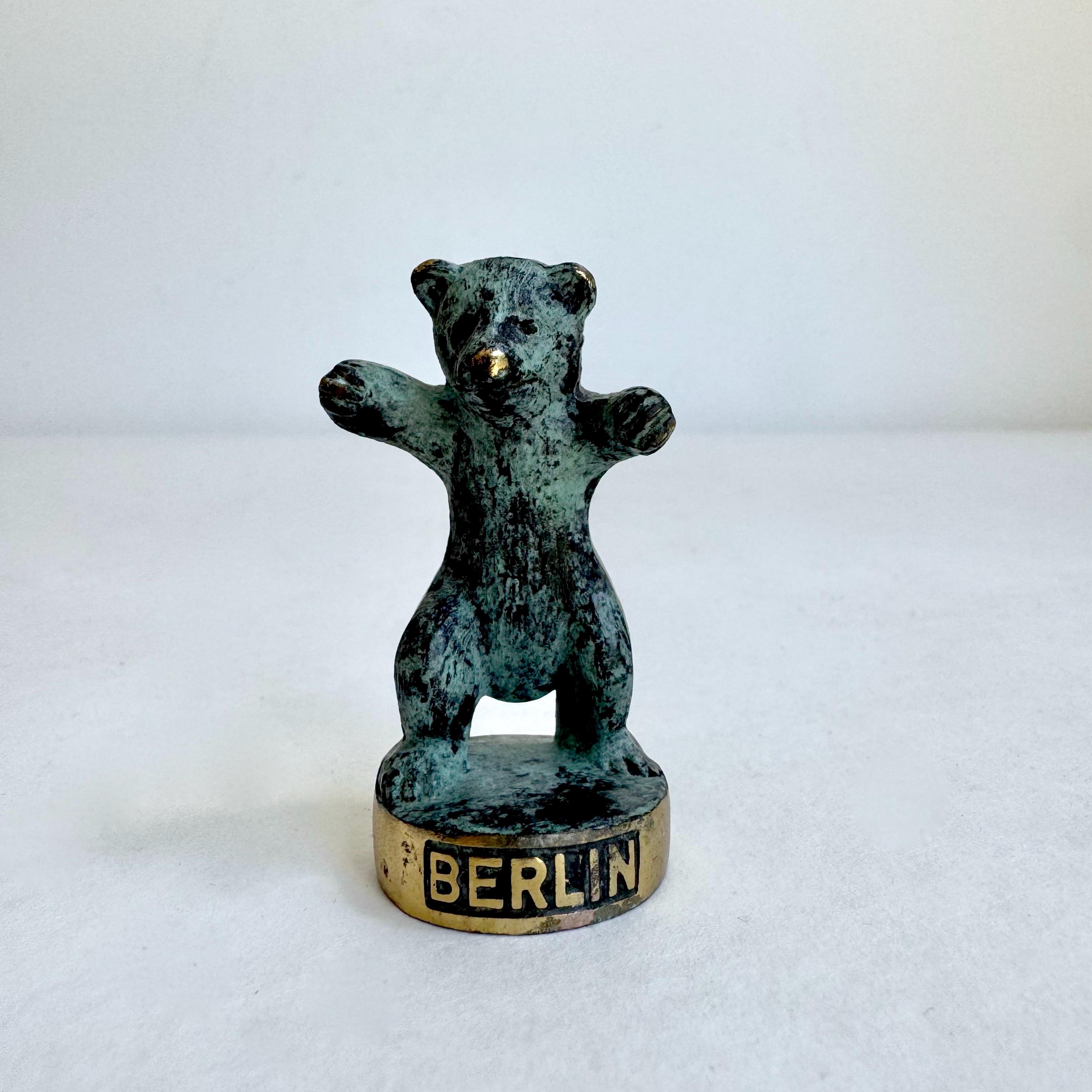 Berlin bear figurine - Etsy 日本