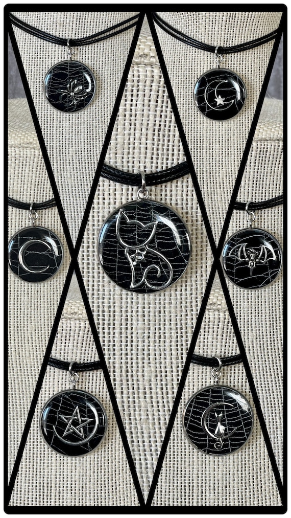 Spiderweb Necklace, Cobweb Pendant Jewelry Nature Necklace Halloween Gothic Jewelry