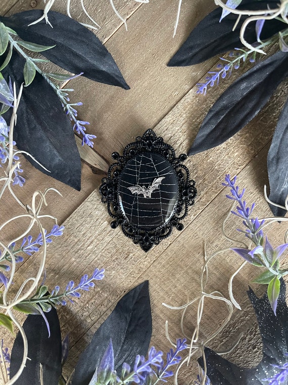 Spiderweb Necklace, Cobweb Pendant, Victorian Necklace, Gothic Pendant Bats, Halloween