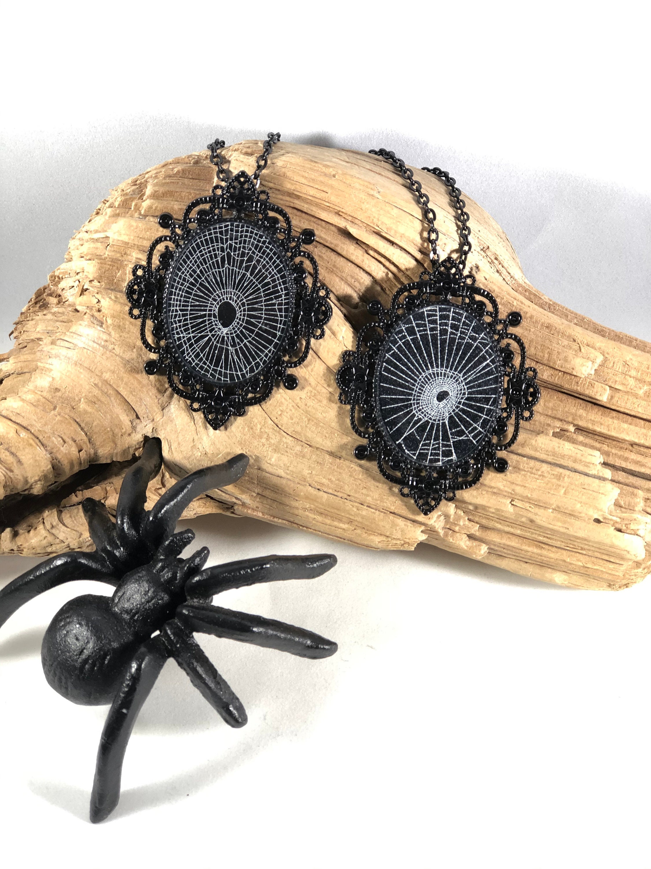 Victorian Jewelry, Spider  Necklace, Spider  Pendant, Gothic