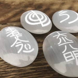 Reiki Symbol Selenite Palm Stones, Engraved Healing Crystals