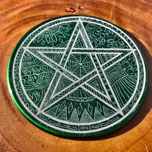 Porta-copos de pentagrama de resina gravada, altar de bruxaria, altar pagão, azulejo de pentagrama, wiccan, porta-copos