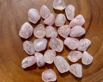 Runen Set, Rosenquarz, Magie, Wahrsagung, Futhark, nordisch, Runenalphabet