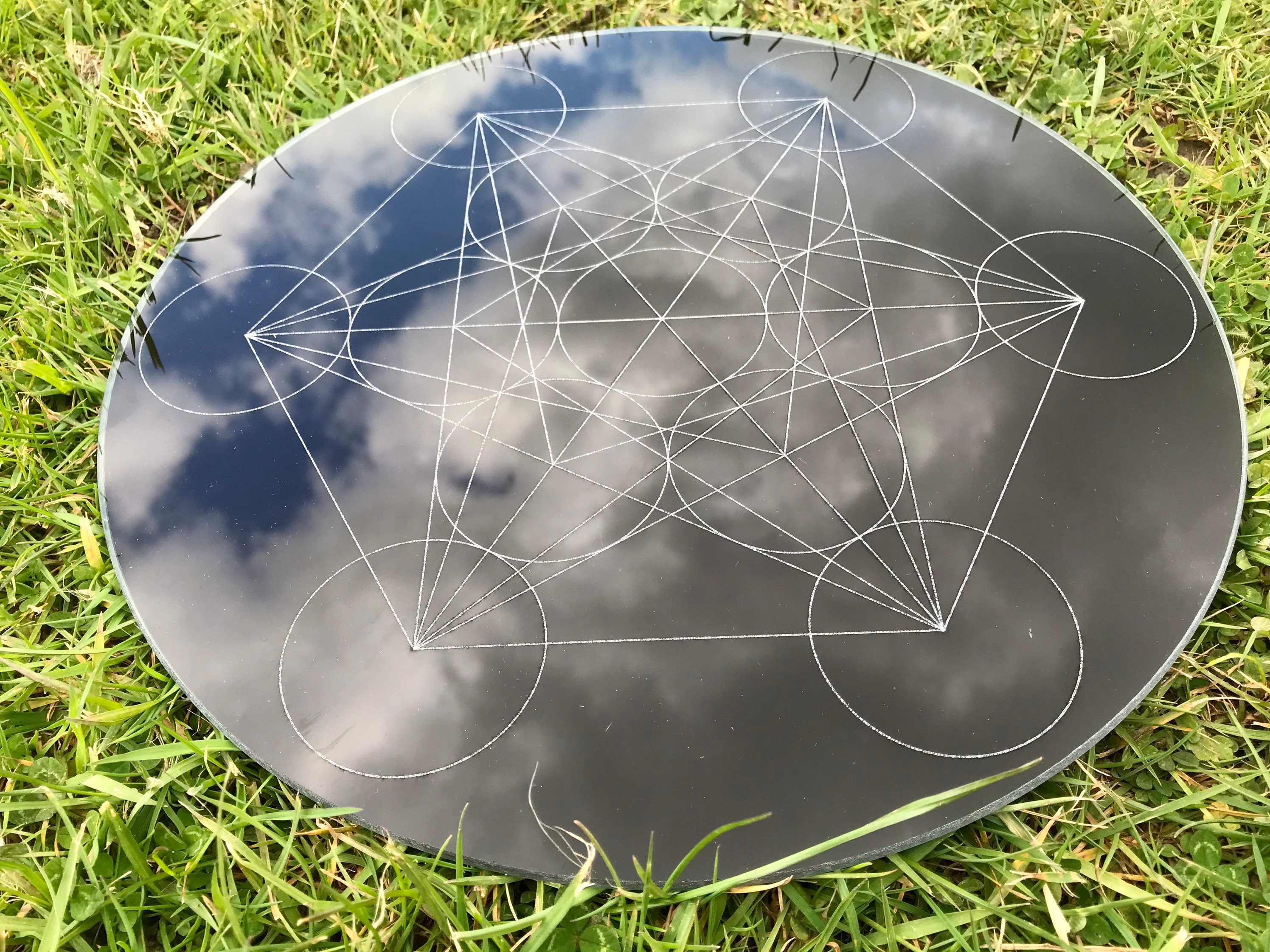 Metatron's Cube - Crystal Grid - Sacred Geometry - Black Glass ...