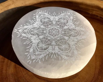 Pure Selenite Metatron Cube charging plate, Sacred Geometry, Selenite crystal grid