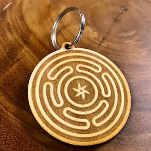 Hecate Wheel (Hekate) engraved wooden key ring , Hekate goddess, witch, wood