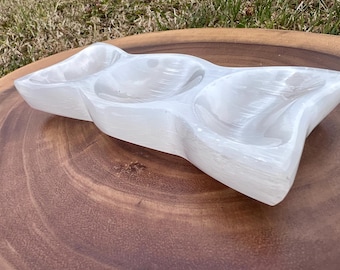 Triple Moon Selenite Bowl (18cm) | Goddess Crystal Charging Dish | Selenite Cleansing Bowl for Crystals, Jewelry, & Tarot Cards