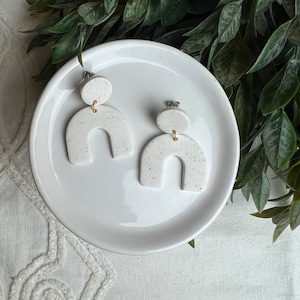 PENDIENTES DE ARCILLA / mini arco / NEUTRO / Ligeros / Hipoalergénicos / hechos a mano / pendientes llamativos