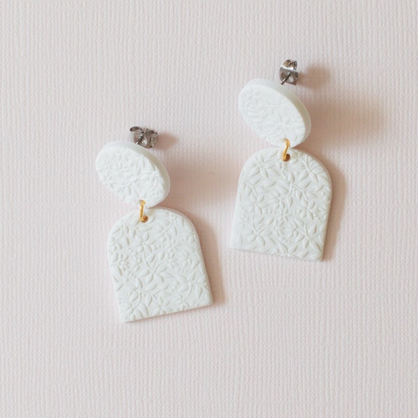 Pendientes de arcilla hechos a mano / La Peonía / Colección Clay +