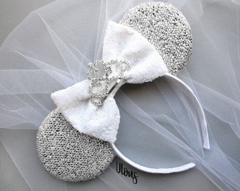 Wedding Mickey Ears, Wedding Minnie Ears, Bride Mickey Ears, Bride Minnie Ears, Bridal Minnie Ears, Disney Bride, Wedding Mouse Ears, Bride