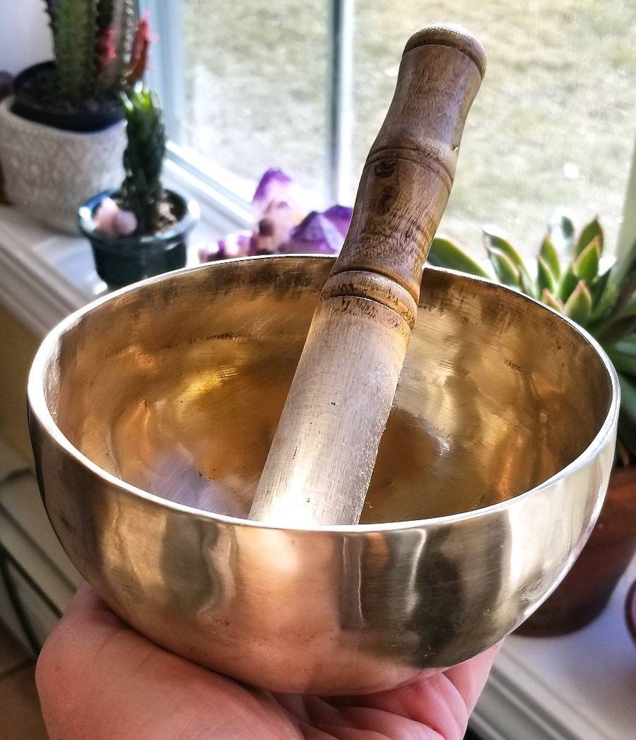 Sale Price Hand Hammered Singing Bowl Nepal Note E 3rd Chakra Solar Plexus Chakra