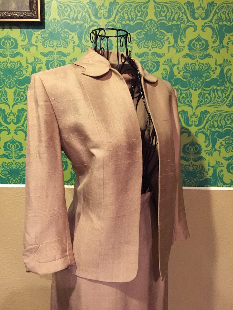 Vintage 1940s Suit \u2022 Taupe Skirt and Blazer Set with Scalloped Cuffs /& Collar \u2022 Small