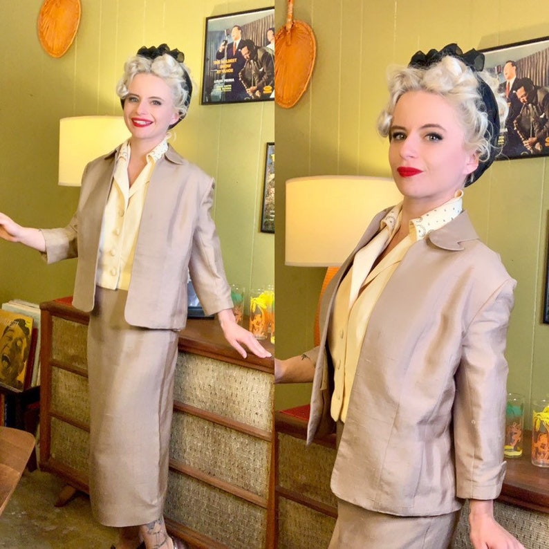 Vintage 1940s Suit \u2022 Taupe Skirt and Blazer Set with Scalloped Cuffs /& Collar \u2022 Small